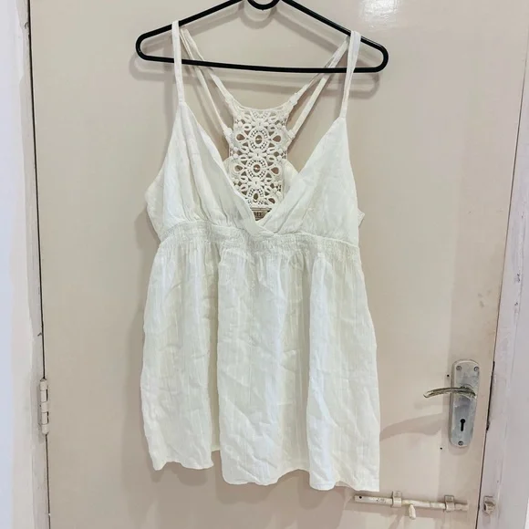White cotton dress - Picture 2 of 9